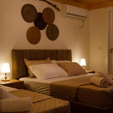 Guva Guest House Gjirokastër Buitenkant foto