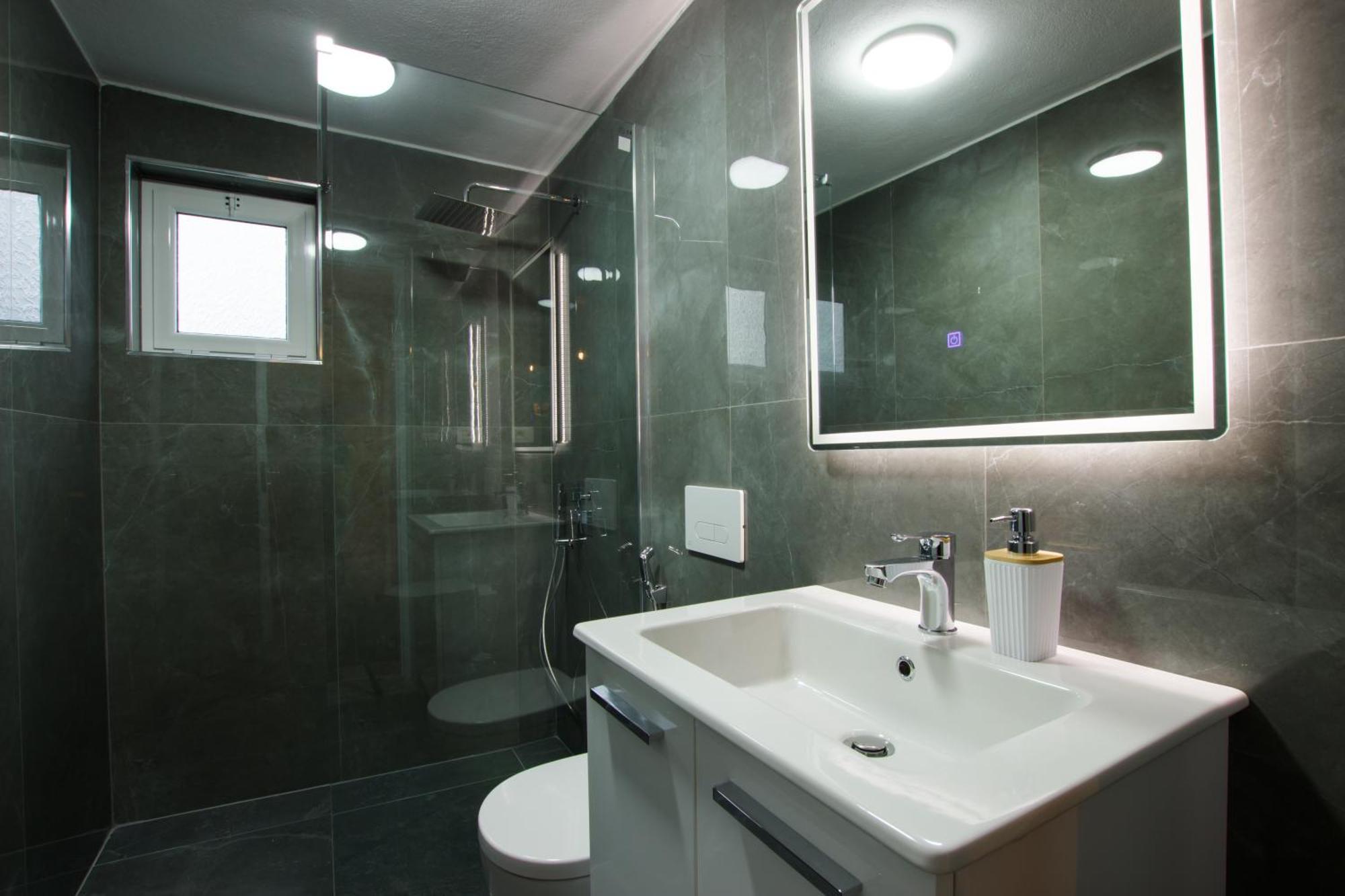 Guva Guest House Gjirokastër Buitenkant foto